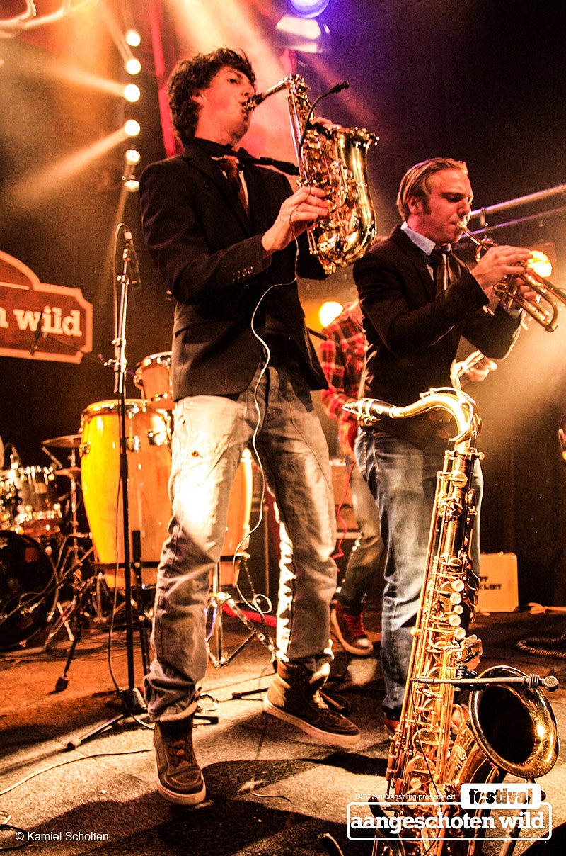 Lenteprimeur in festivallaarzen