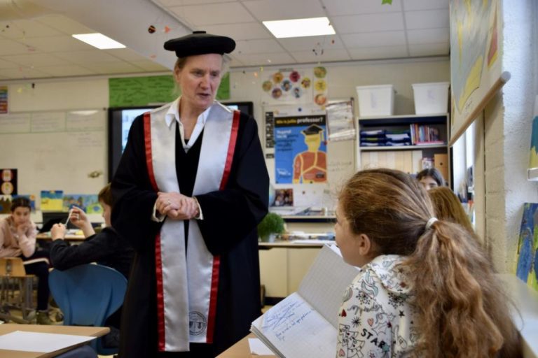 Hoe vind u het om professor te zijn.jpg