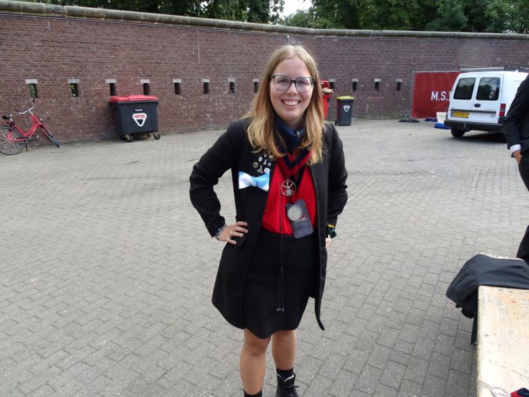 Sabine%20hoofdfoto%20kleiner.JPG
