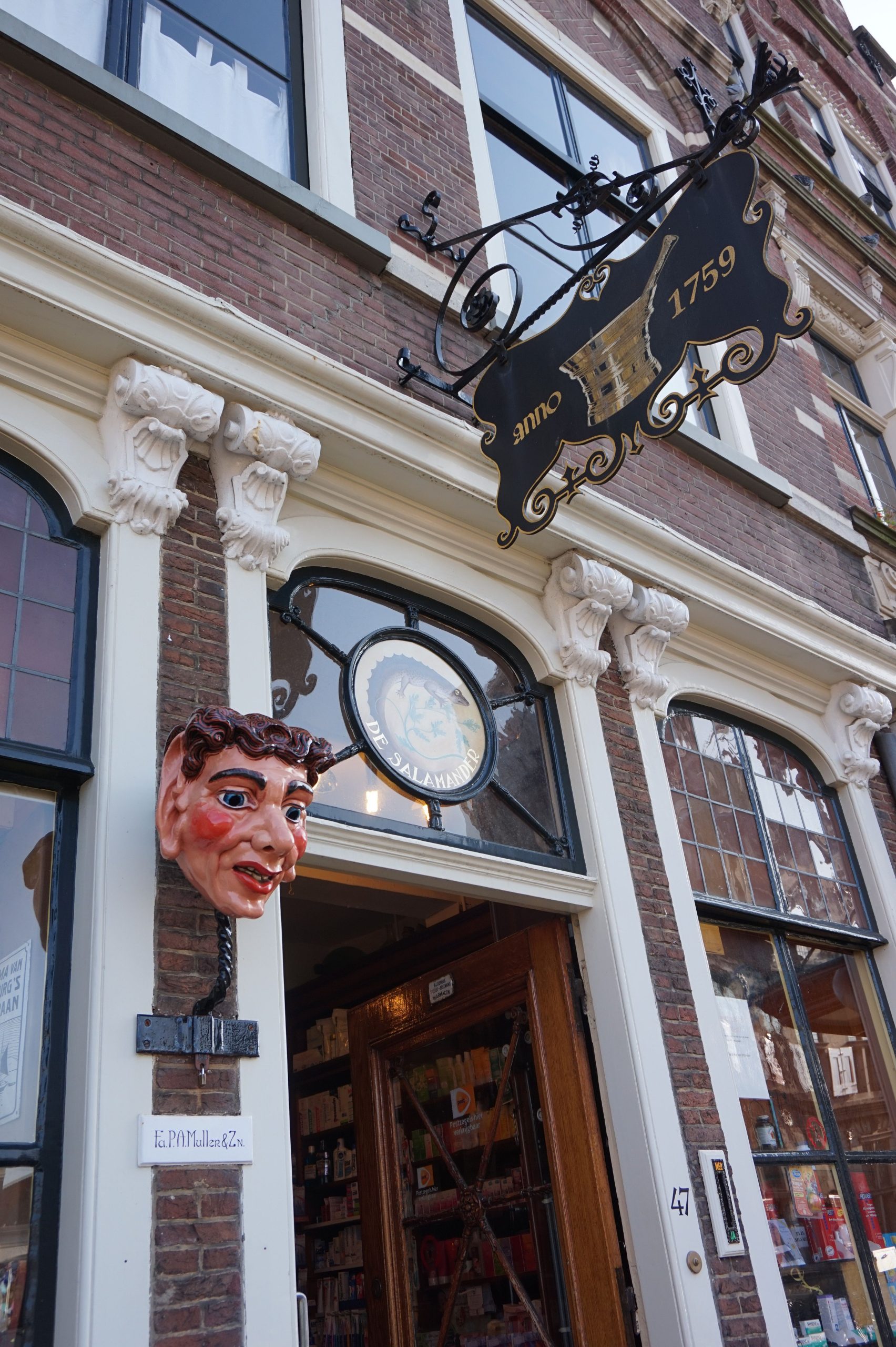 The Dark Side of Delft