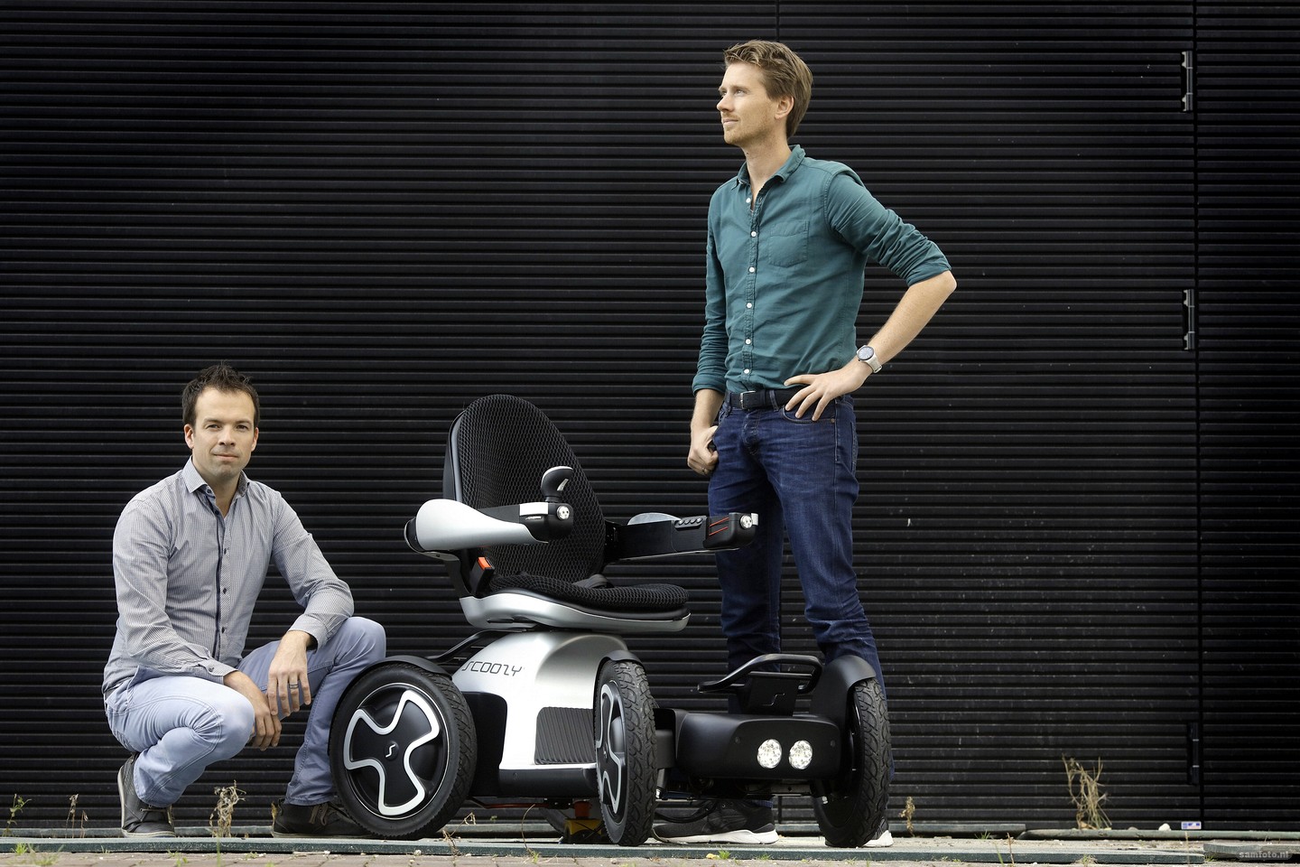 Hippe scootmobiel voor mindervaliden