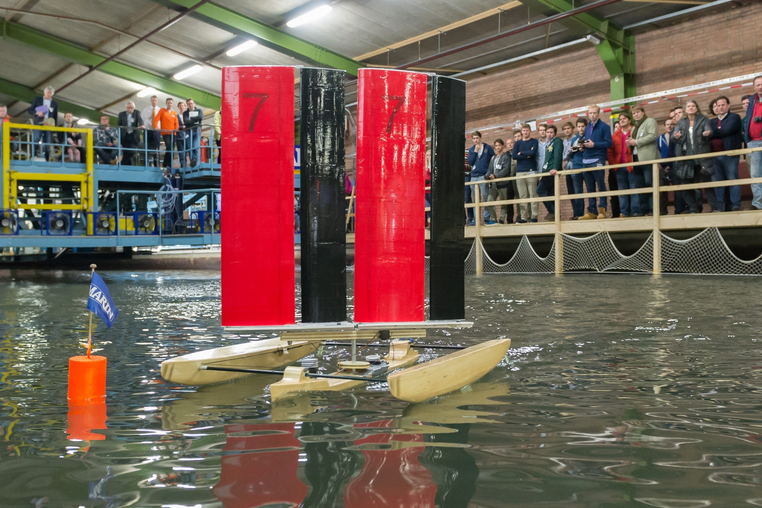 Sailor Swift wint Marin modelzeilwedstrijd