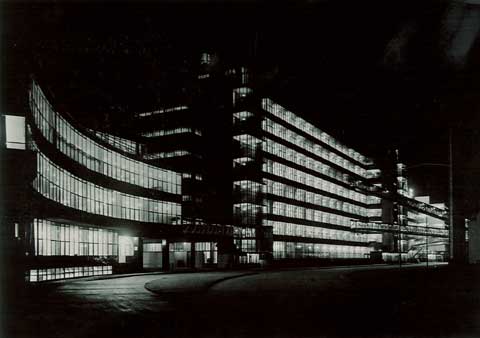 Lofzang op een frisdrankblikje