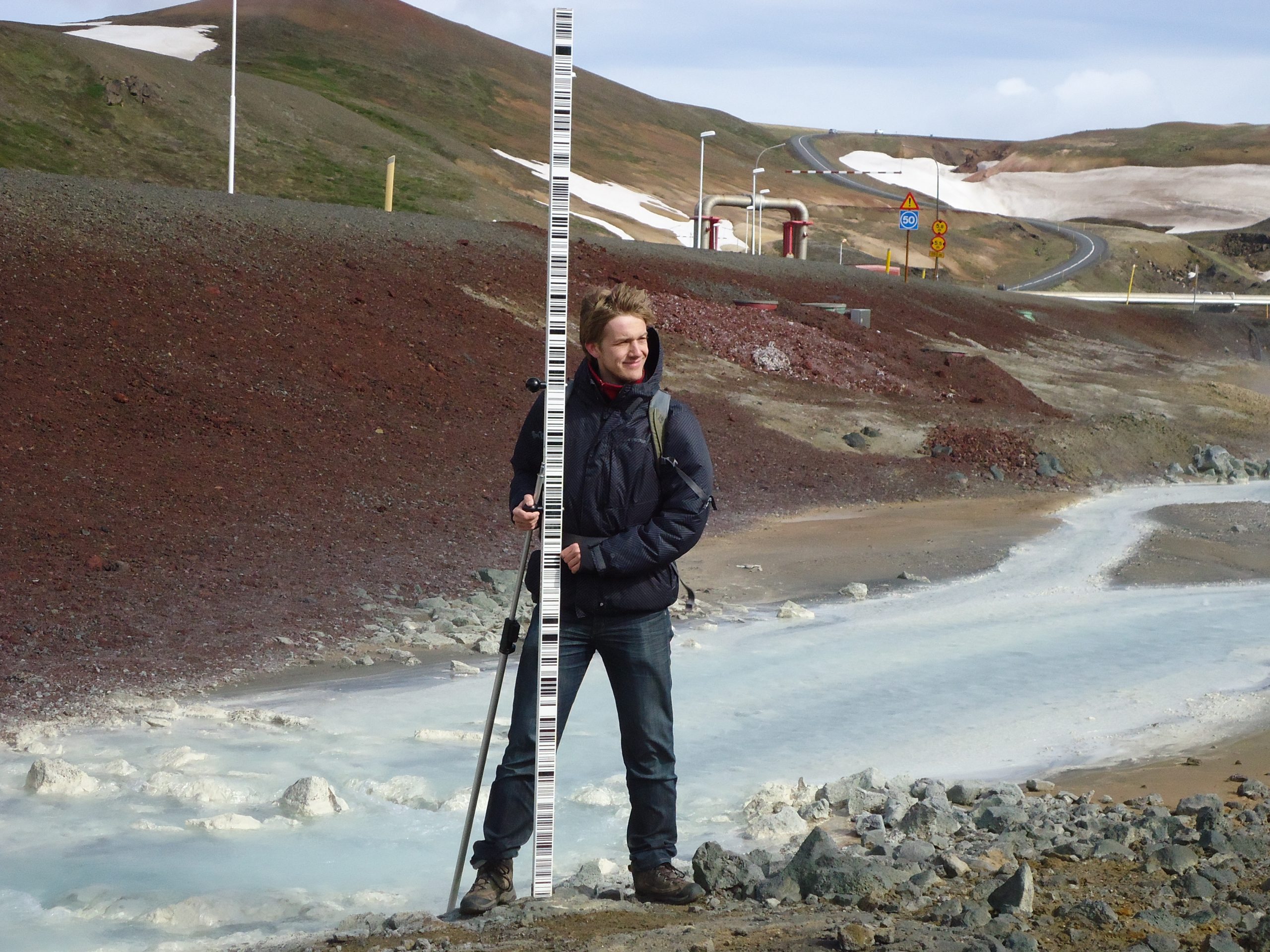 Science – Students watch Iceland grow