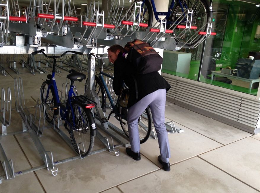 Nieuwe fietsenstalling bij station Delft