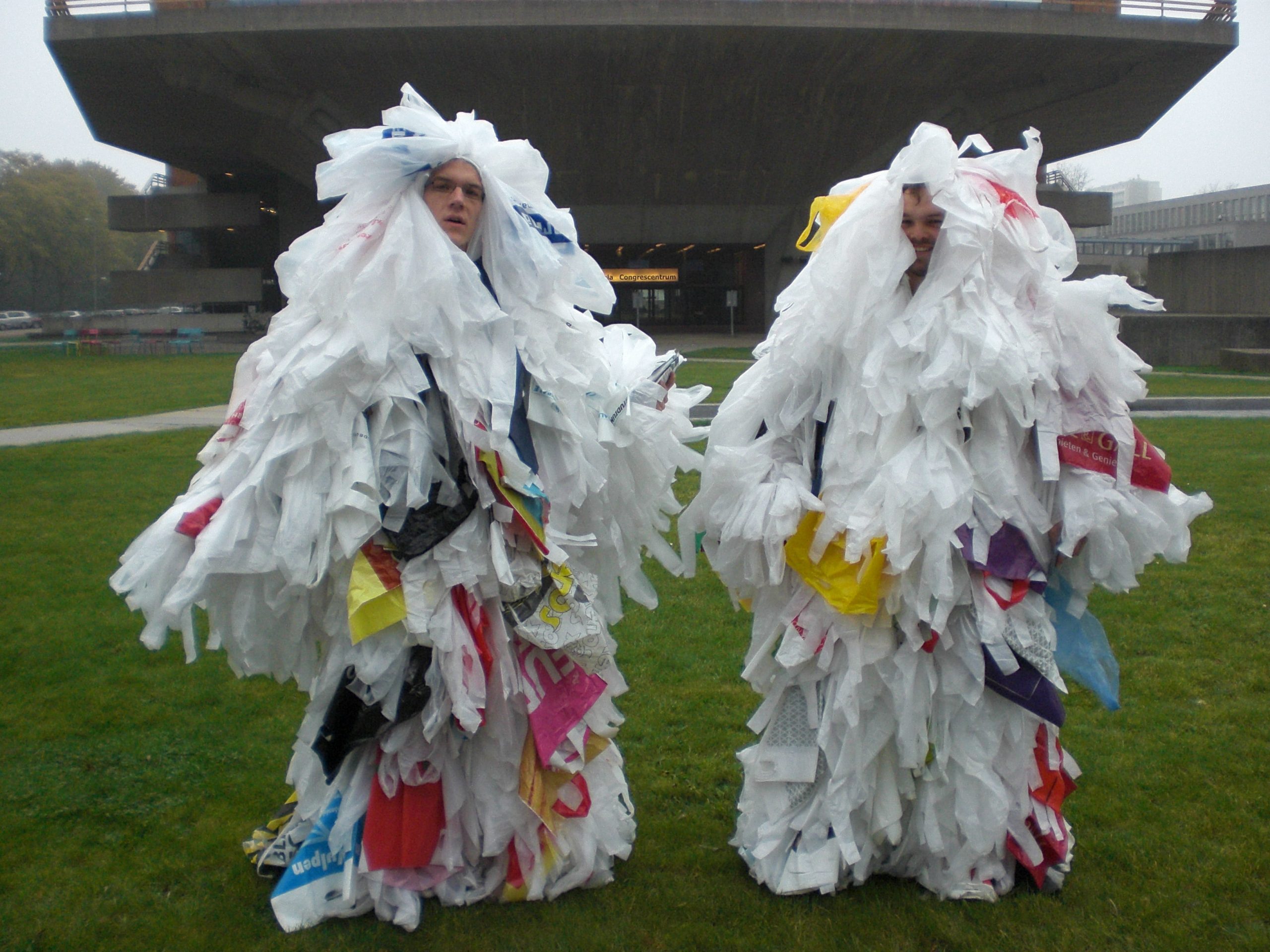 Studenten maken reclame voor Bag it