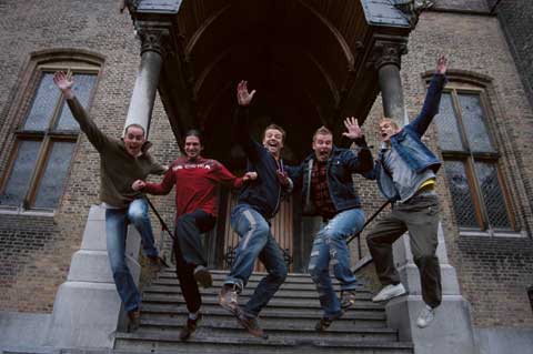 Stud Muffins rijzen door