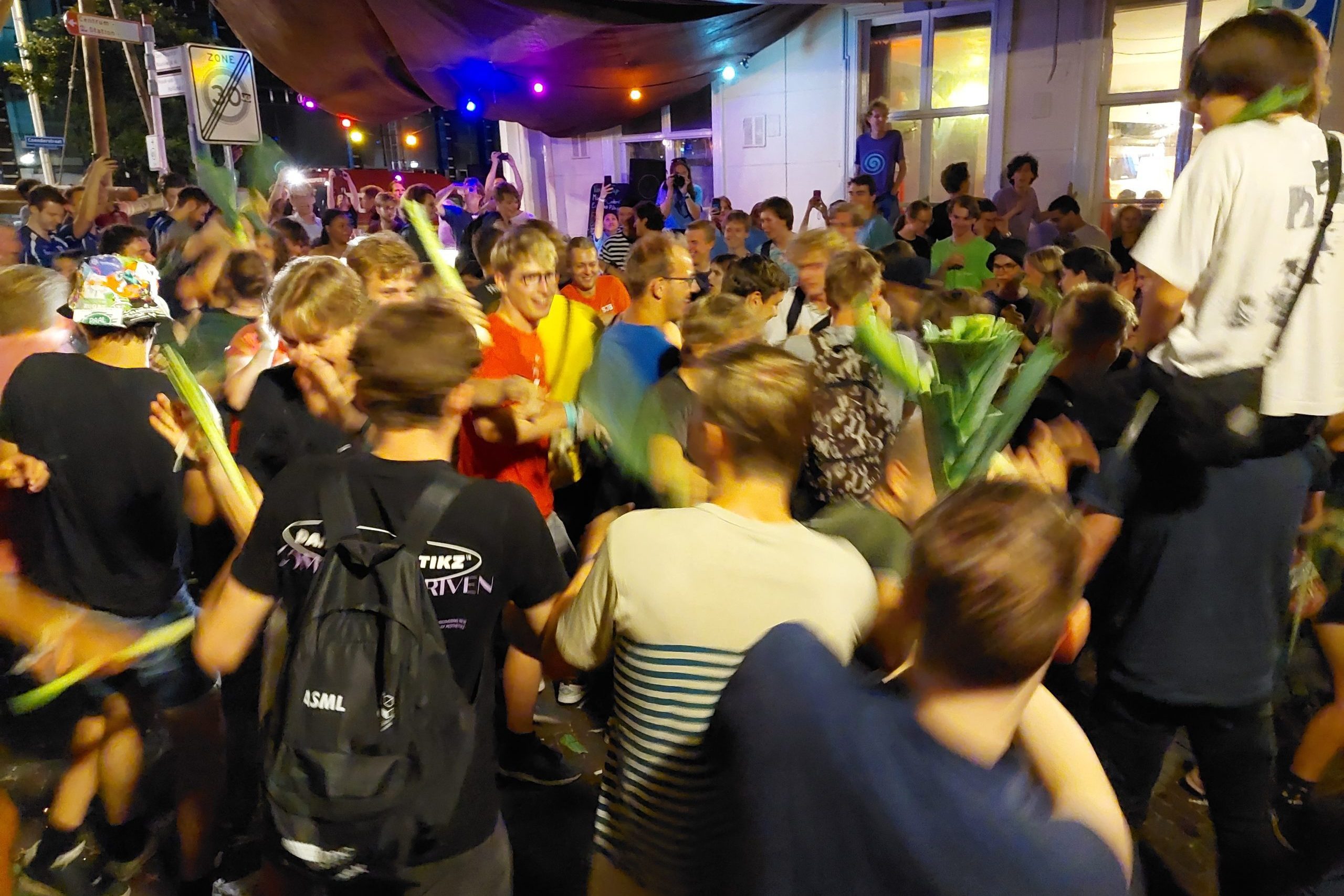 20220823_221628 Preimeppen bij De Bolk tijdens de OWee 2022. (Foto: Marjolein van der Veldt)